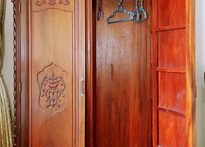 Guest house Retro *